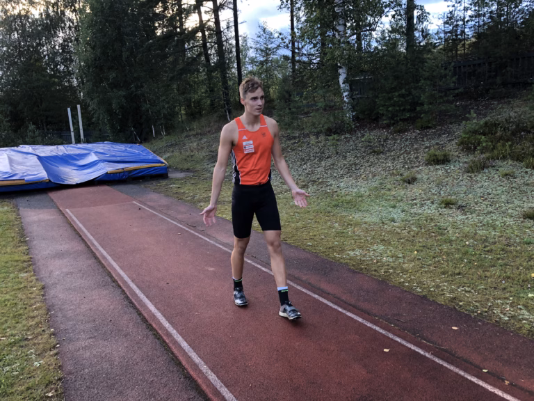 JIMI HUUHO KALEVAN KISOJEN 3-LOIKKAKARSINNAN 14:S