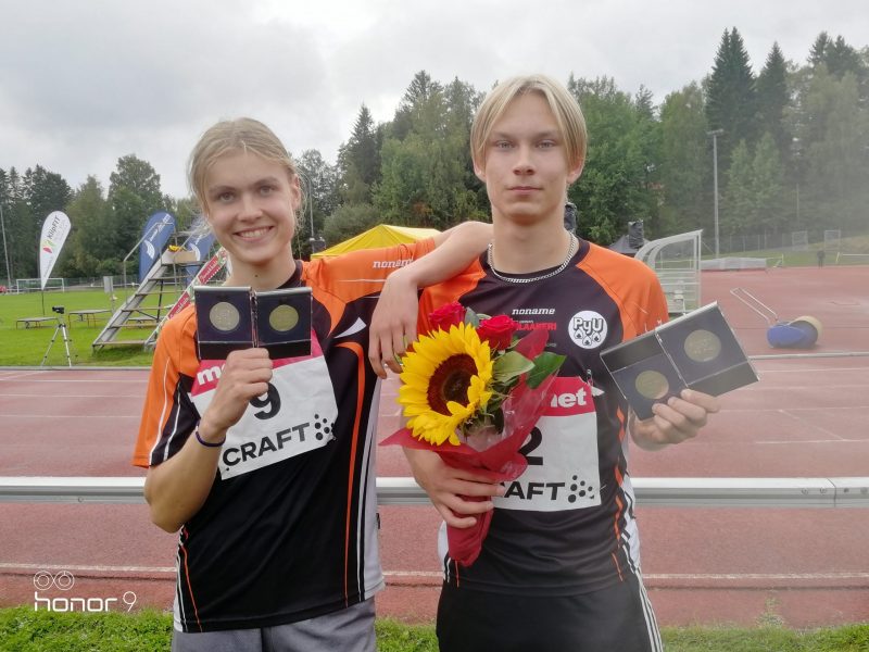 Roope Maaninka otteli 15-vuotiaiden SM-hopeaa