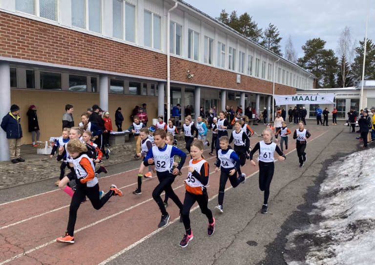 Malmijuoksun tilastoja 1973-2022, osallistujamäärät ja voittajat