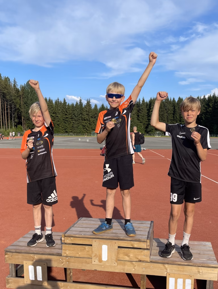 Pm-ratakävelyt ja Pyhäselän kesäkuun kisat 6.6.2024