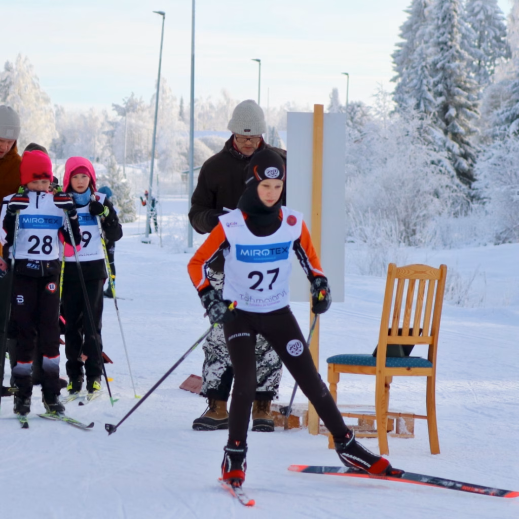Elvi Tohmajärven kisoissa